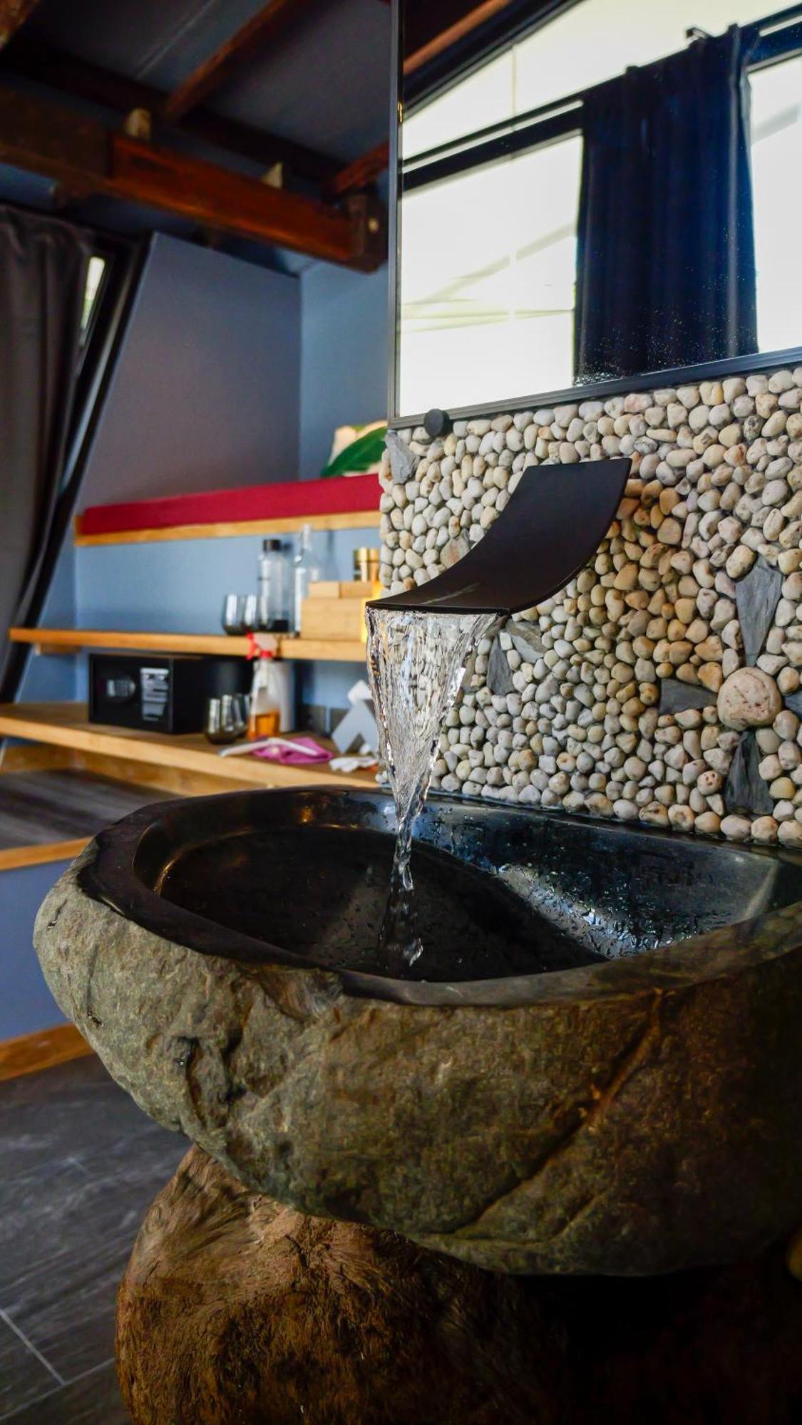 Rockinnest Hotel El Nido Dış mekan fotoğraf